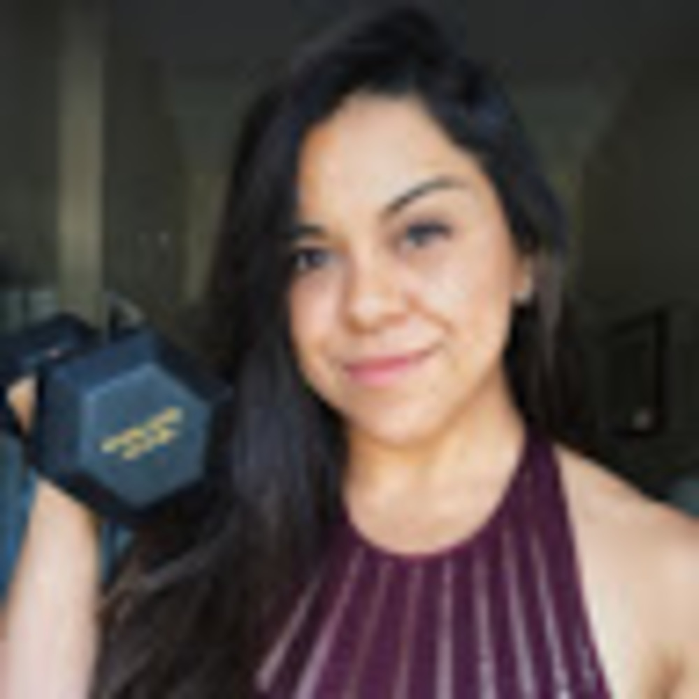 Meet your Posher, Priscila